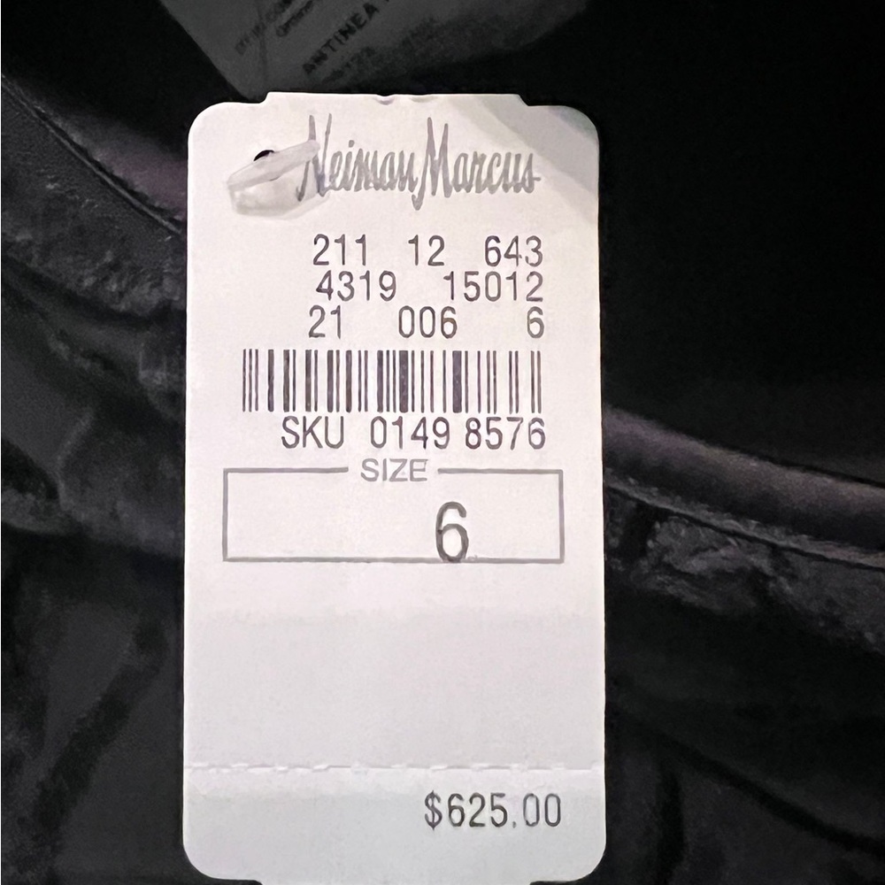 4 piece Armani Collezioni suit NWT - Picture 2 of 12